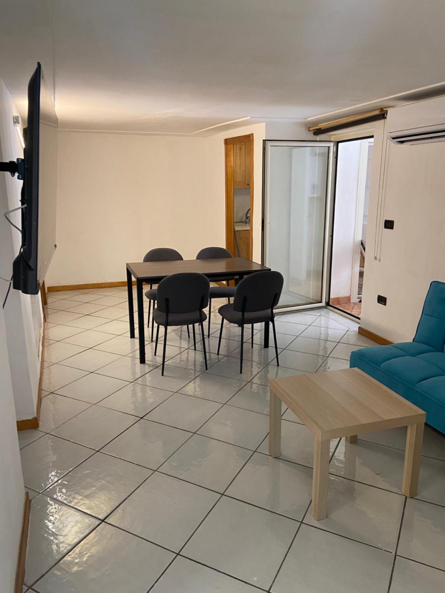 Dimora Tribunali 236 Holiday home Naples
